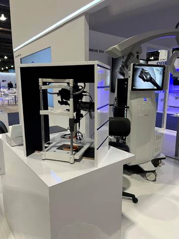 A white machine in a room
Description automatically generated